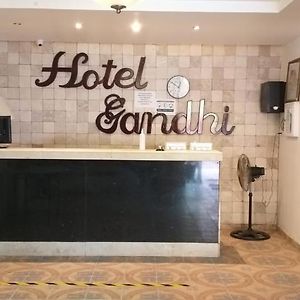 Hotel Gandhi